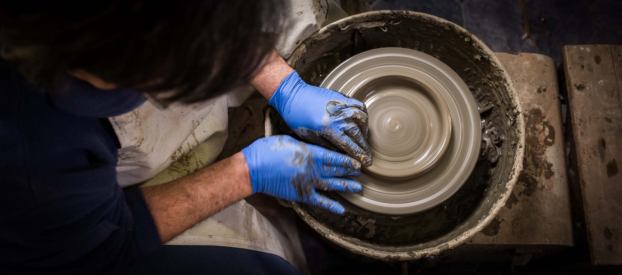 Romanian Art & Craft continua sustinerea mesterilor populari din Romania Travel with a Smile